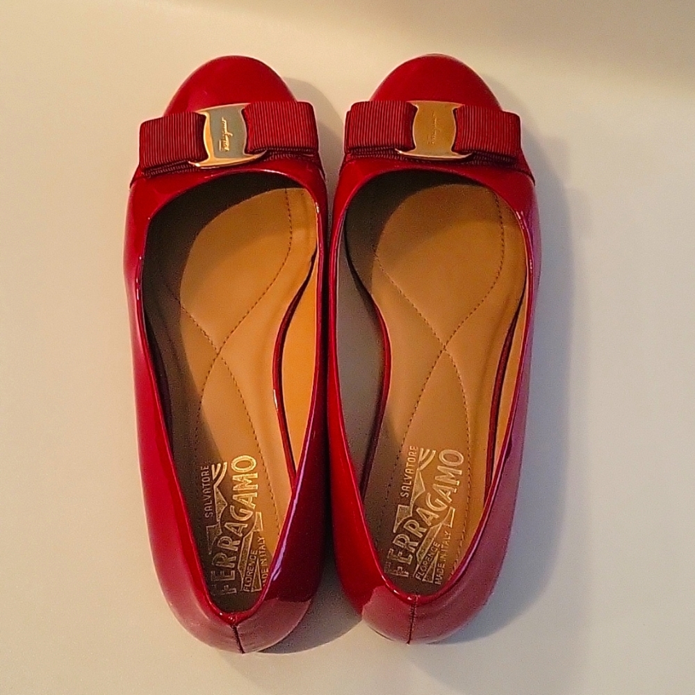 🇮🇹ferragamo Varina 7.5 Wide D